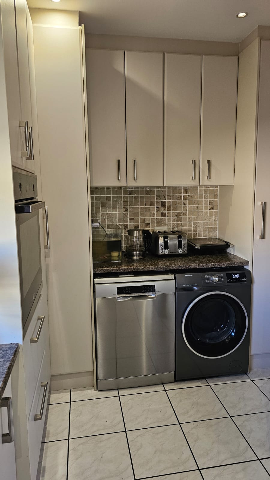 To Let 4 Bedroom Property for Rent in Fish Hoek Western Cape